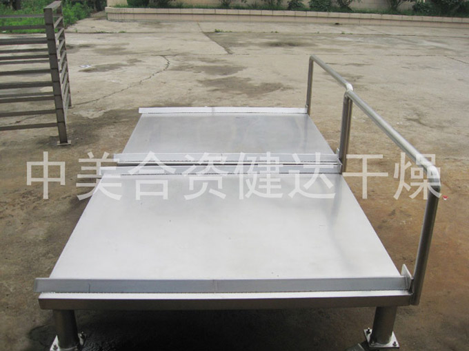 我司生产的方形真空设备倍受客户赞赏